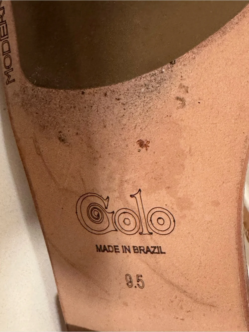 Women’s Knot-Strap Leather Sandals in Tan - Picture 4 of 8